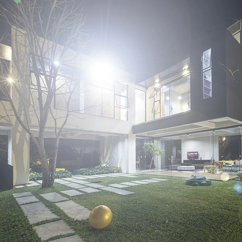 

SZYOUMY Camera 1080P APP Control Solar Flood Light 100w 200w 300W Sound Warning Security Lighting