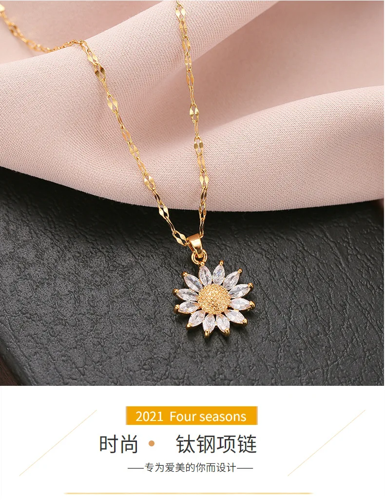 

Golden sunflower necklace female niche design sense titanium steel does not fade clavicle chain ins sunflower jewelry