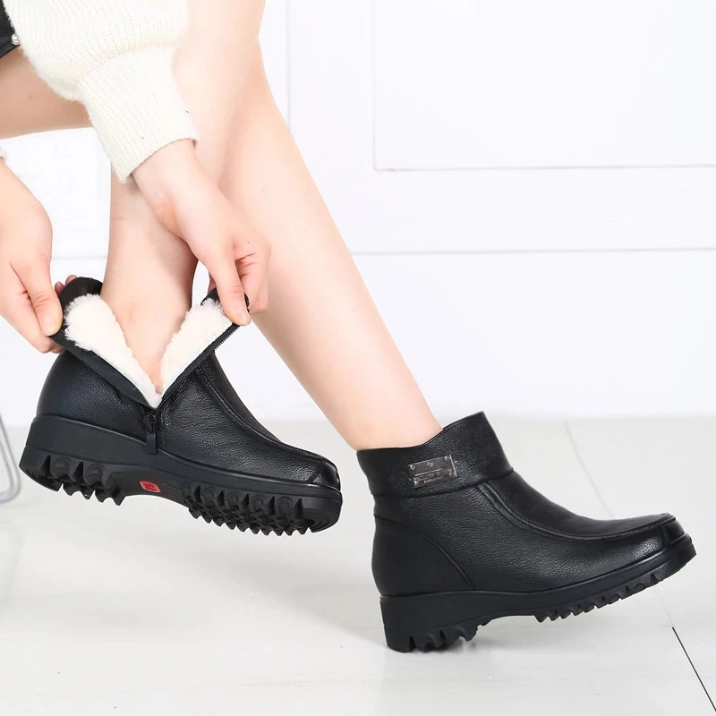 Женские зимние ботильоны на танкетке из натуральной шерсти молнии | Обувь