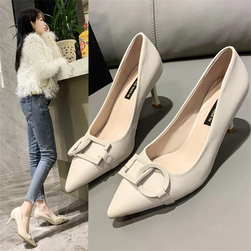 

Fall 2021new girly pointed high heels stiletto all-match temperament patent leather shallow metal buckle single shoes high heels