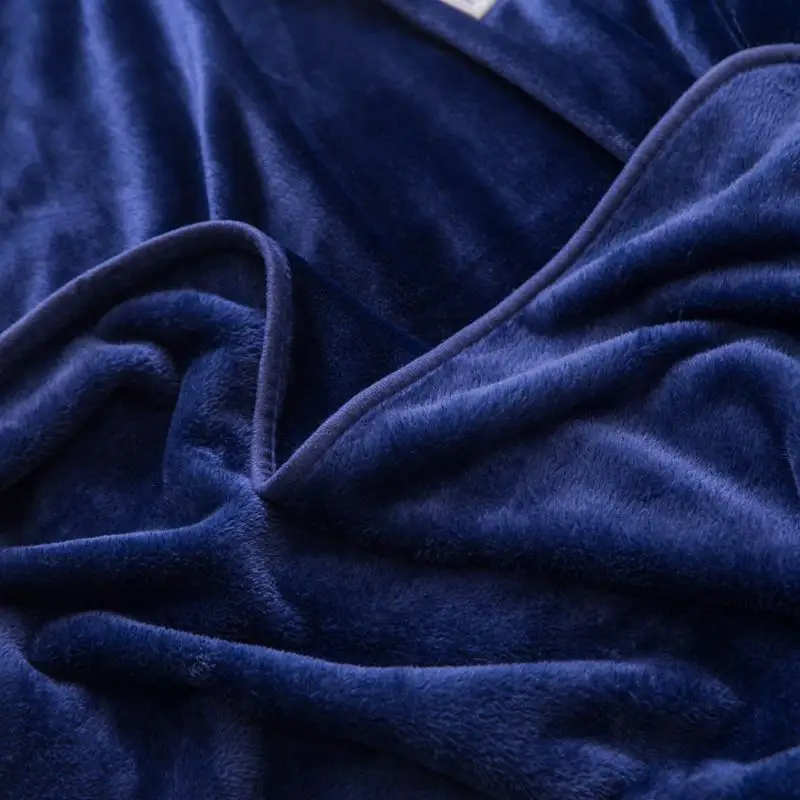 Мягкое теплое одеяло Raschel 320 г зимний лист однотонное покрывало фланелевое для