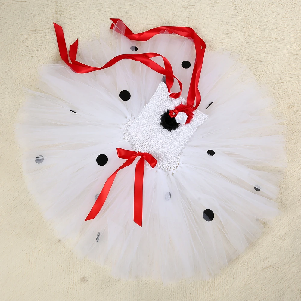 Платье-пачка для косплея девочек украшено далматинской тематикой в белый