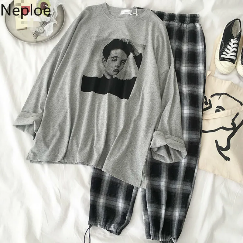 Комплект Neploe женский из 2 предметов Повседневная футболка с круглым вырезом и