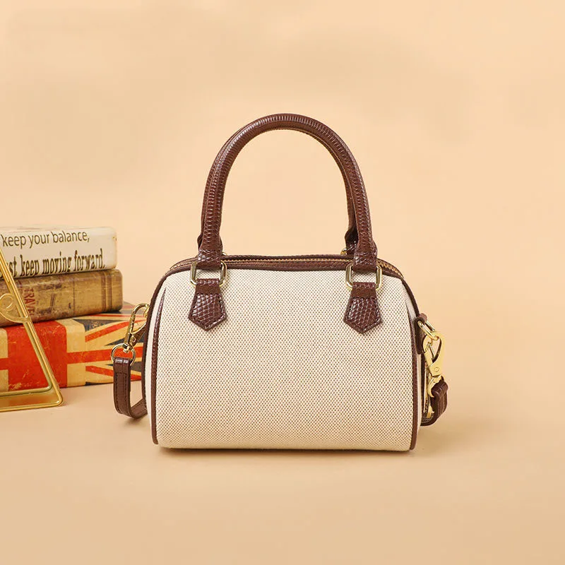 

Messenger bag Canvas portable pillow bag female new style bear Boston bag wild one-shoulder