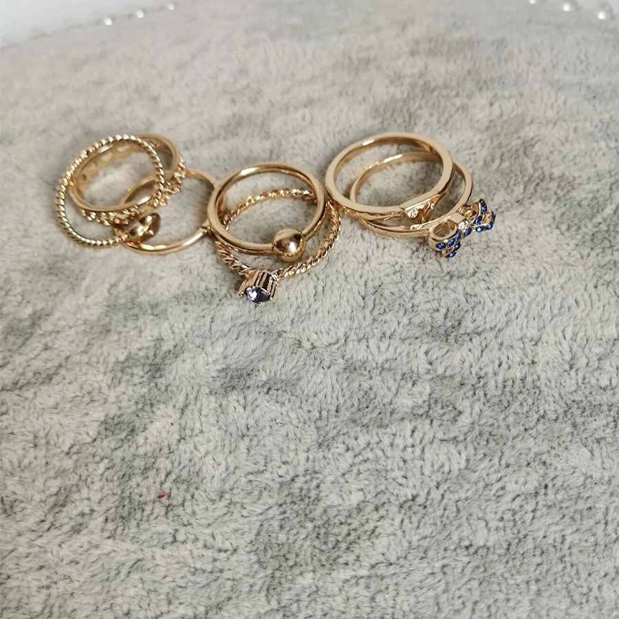 

Fashion Set of Knuckle Finger Rings for Women Boho Crystal Bowknot Geometric Female Finger Rings Set Jewelry