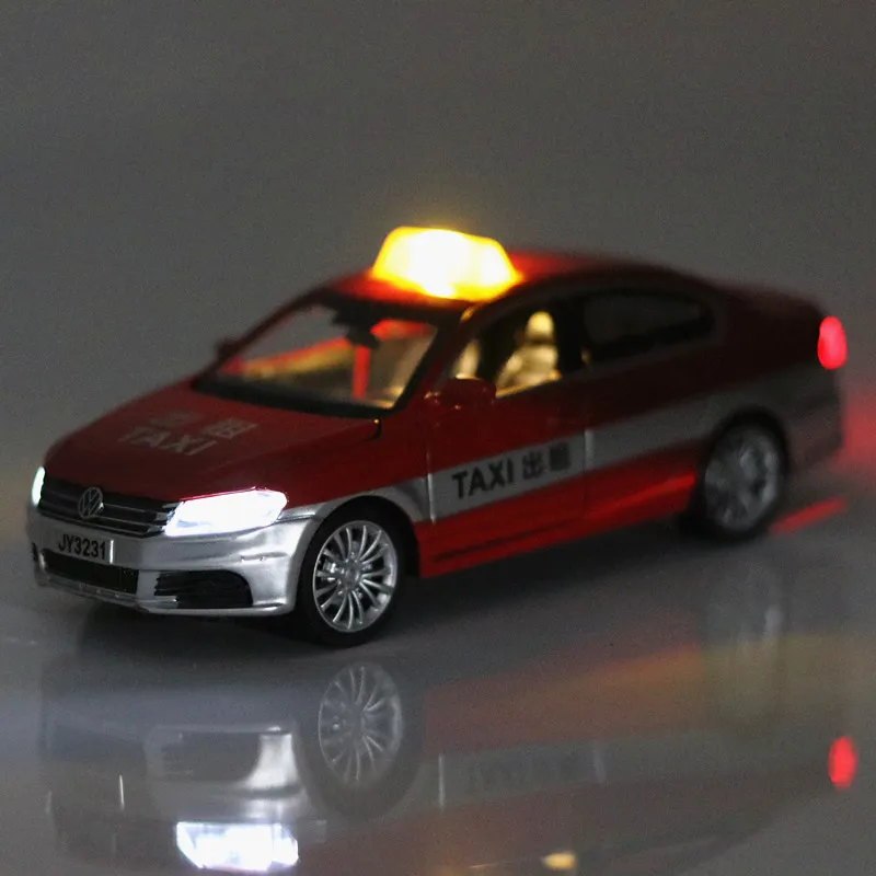 Модель литая такси 1:32 модель автомобиля металлическая звук светильник отрыв для