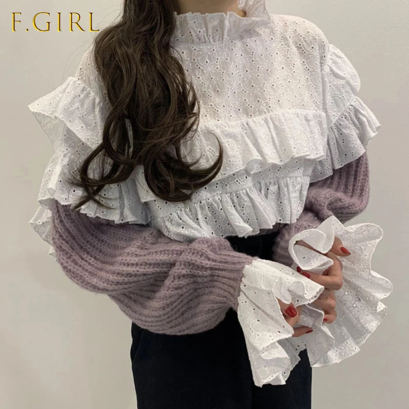 

Sweater Woman Autumn New Fungus Hollow Out Lace Stitching Fake Two Pieces Loose Flared Sleeve Knitting Top 2021