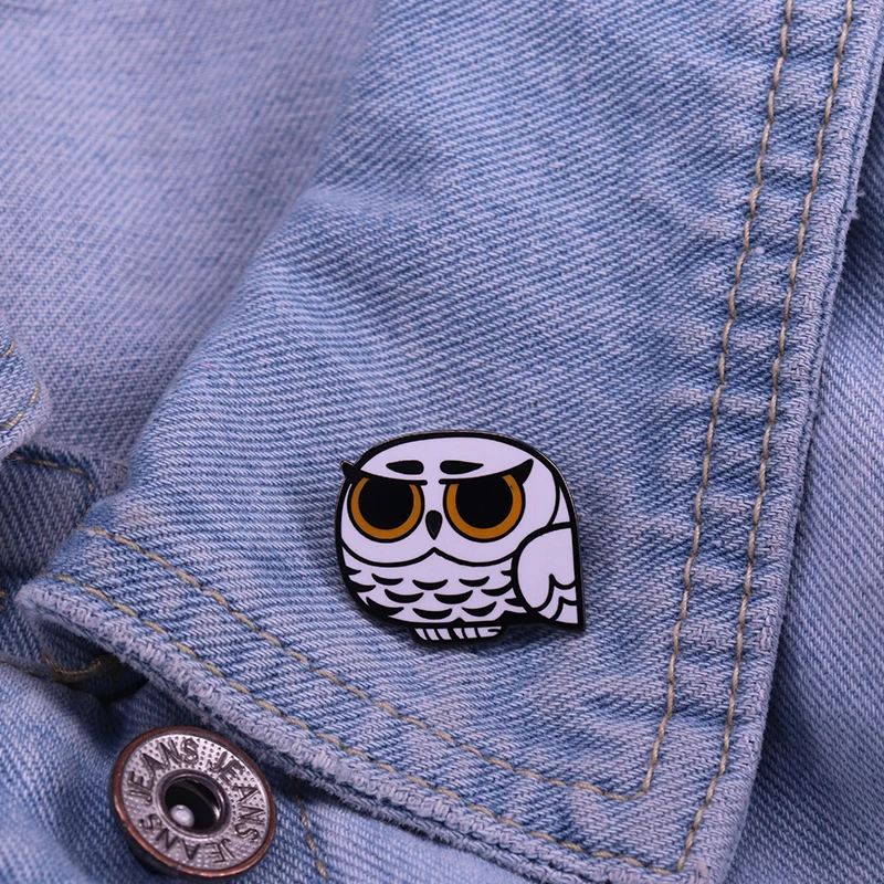 

Эмалированная брошь в виде совы