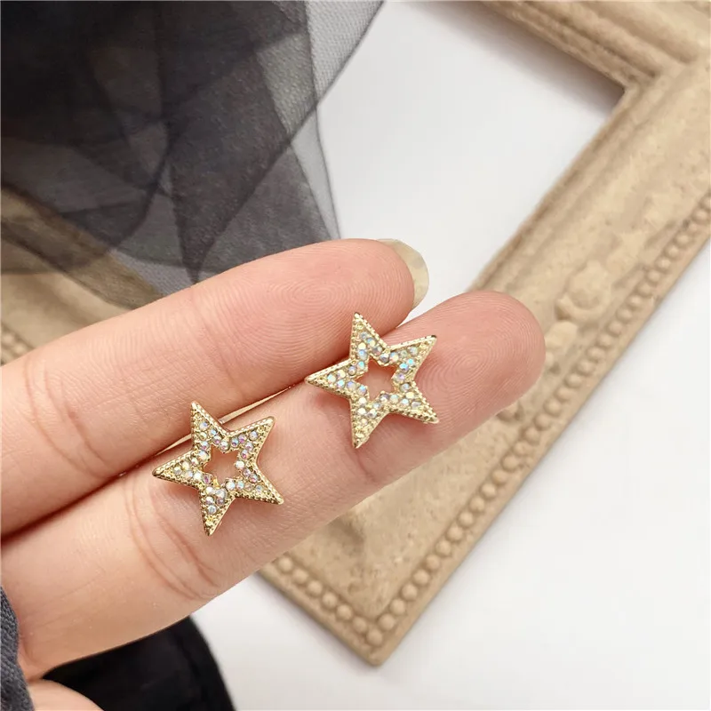 Fashion temperament contracted colorful hollow-out five-pointed star earring character joker earrings sell like hot cakes