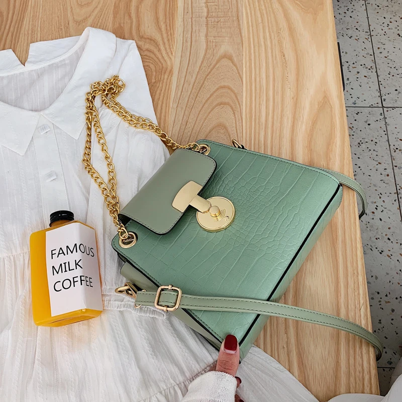 Matcha green Elegant Female Crocodile pattern Tote bag New High Quality PU Leather Women's Designer Handbag Chain Shoulder Messenger Bag - Цвет: Matcha green