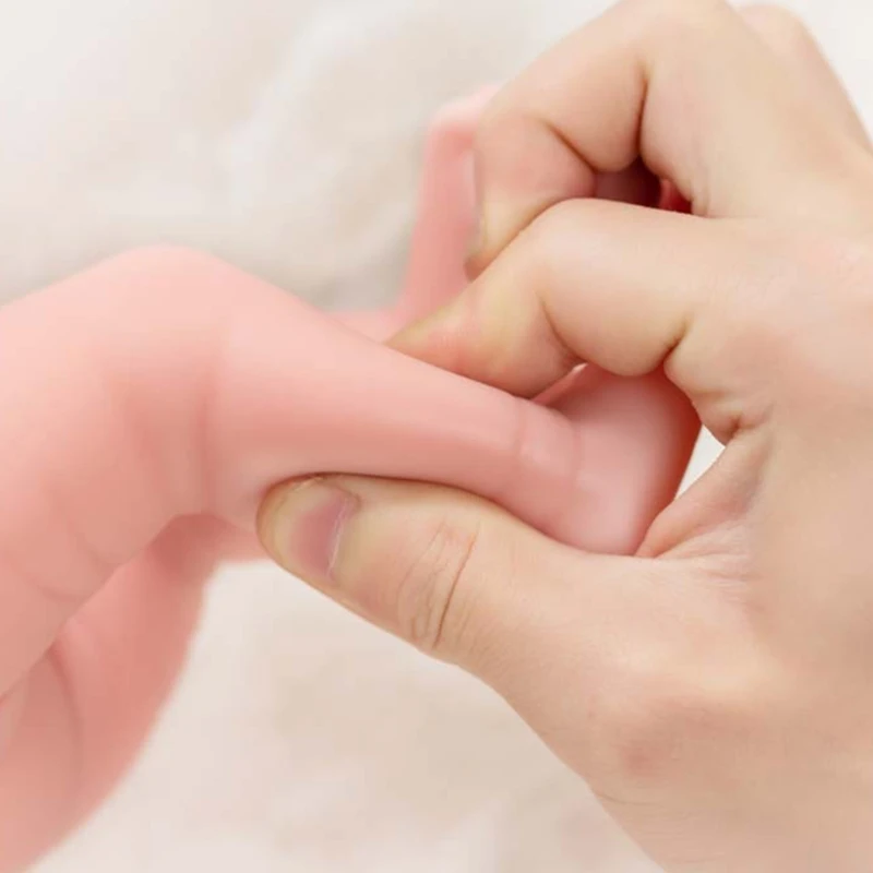 

25cm Lovely Simulation Dolls Vinyl Open/Close Eyes Rebirth Doll with Clothes