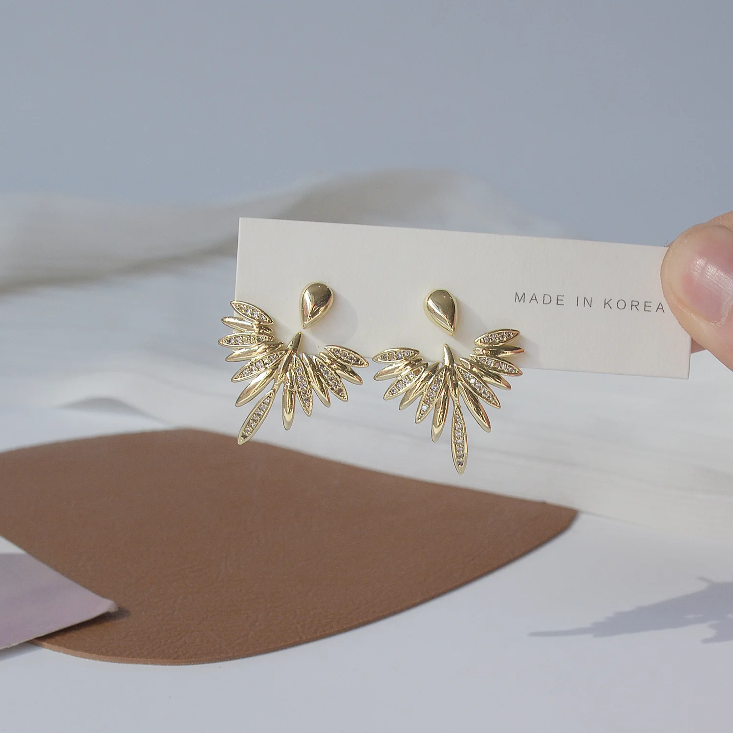 

Delicate Jewelry 14K Gold Plated Feather Zircon Stud Earrings for Women Unique Elegant Earrings