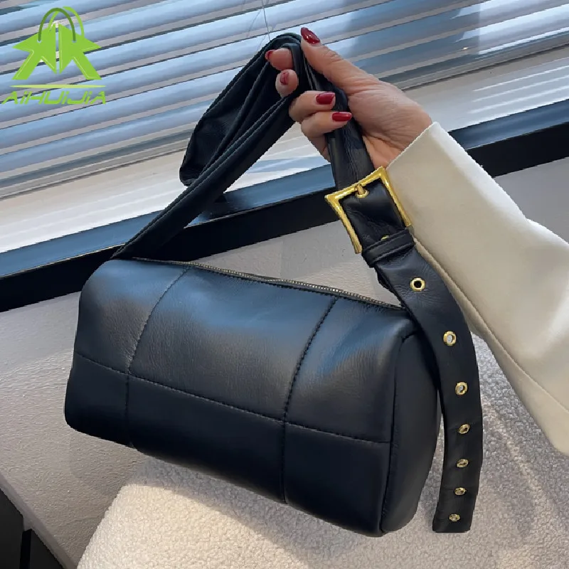 

Embroidery Thread Small PU Leather Crossbody Bags for Women Trend Casual Hand Bag Female Branded High Capacity Shoulder Handbags