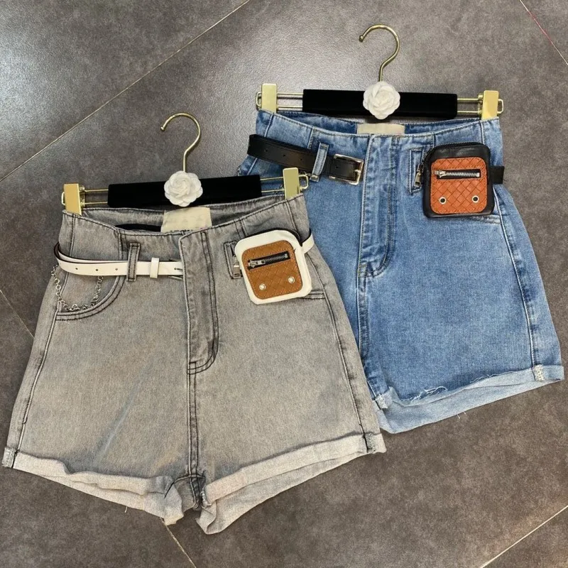 

Designer Women Summer Denim Shorts Belted Waist Bag High Waist Short Jeans Female Casual Streetwear Slim Fit Cowboy Trousers