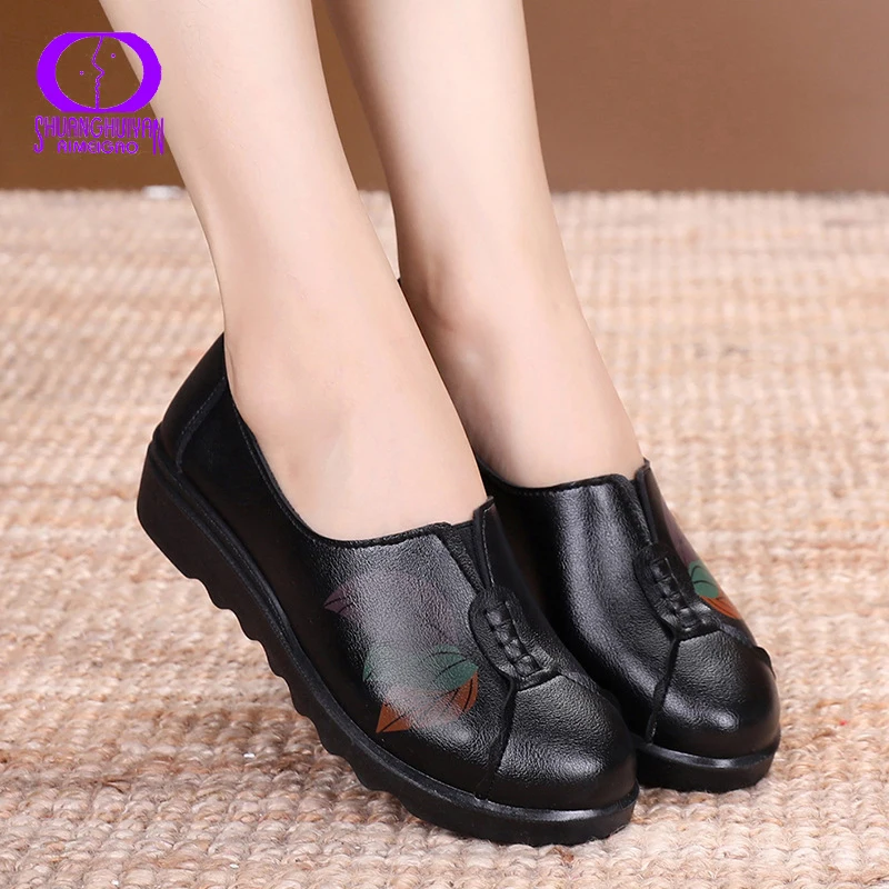 Женские кожаные туфли AIMEIGAO повседневные лоферы в китайском стиле с цветочным