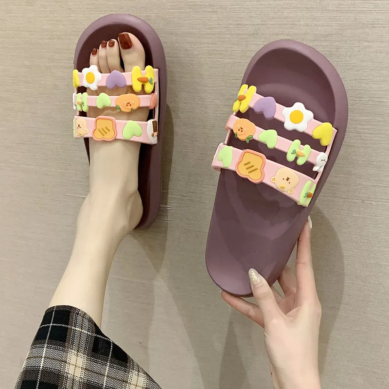 

2021 New Slippers Female Summer Bathroom Wear Cartoon Three Belt Thick Bottom Flip-flops Instagram Tide Beach Flat Sandals