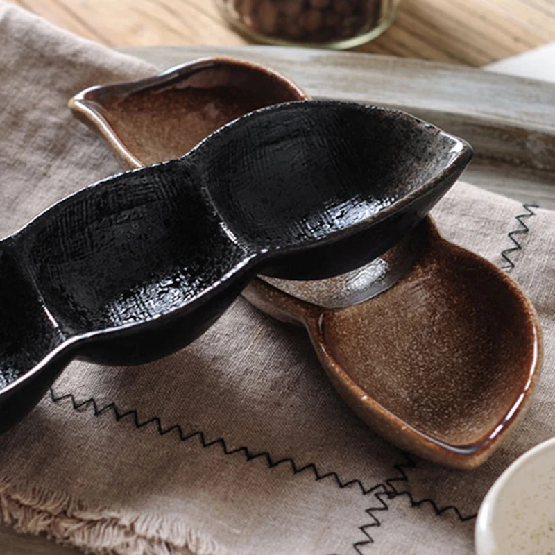 

Japanese-style Tableware Ceramic Sauce Three-divided Dish Saucer Kitchen Dining Small Dish