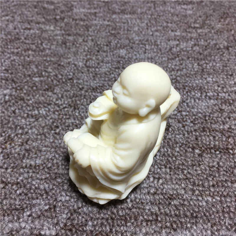 Белая статуя маленького монаха в китайском стиле Художественная Скульптура