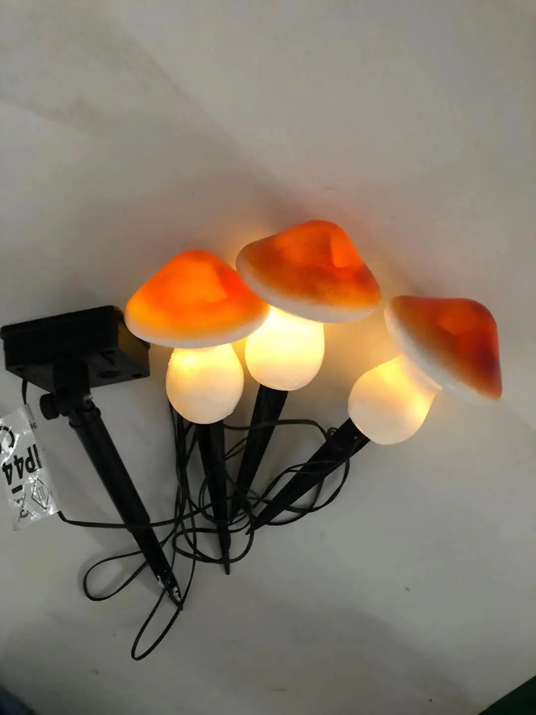 

Solar one for three mushroom lights outdoor courtyard garden road landscape lawn decorative lights
