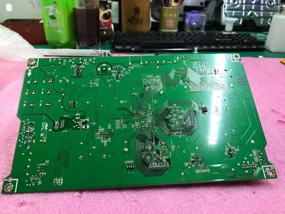 

Original LED40K300UA (B0M1) motherboard RSAG7.820.6854 screen HD400DU-E32