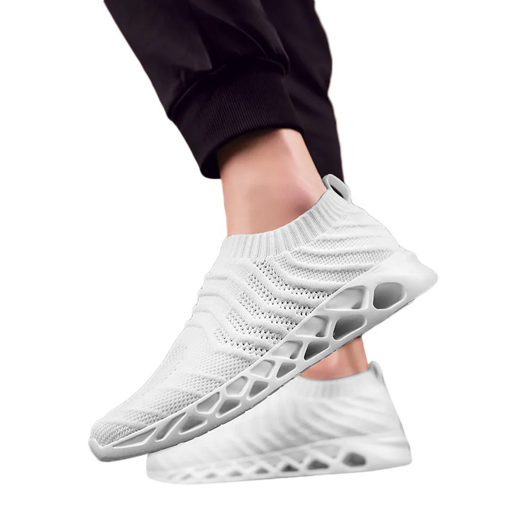 Мужские сетчатые кроссовки SAGACE черные и белые удобные легкие Нескользящие