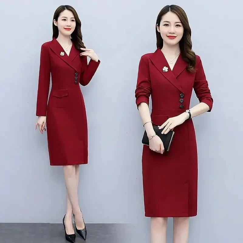 Женское деловое приталенное платье-блейзер элегантное офисное платье с отложным