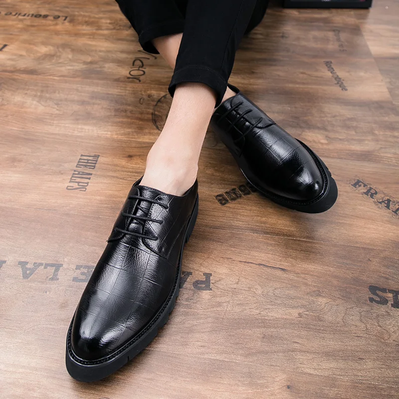 

Italian Style Men Dress Shoes Fashion Formal PU Leather oxfords breathable Business Oxfords Work Wedding Brogue Shoes men