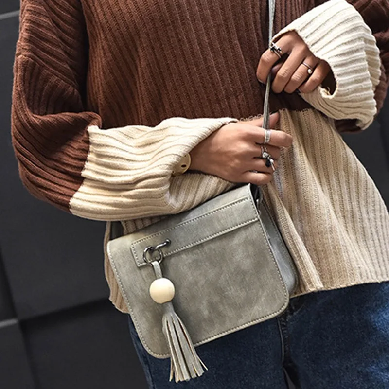 

Женская модная однотонная сумка с диагональной кисточкой, Повседневная маленькая квадратная сумка на плечо для девочек