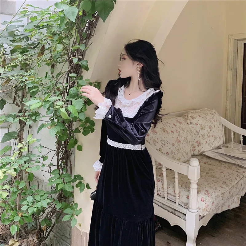 

Vintage Women Lace Ruffles Patchwork Vintage Velvet Dress 2021 Spring Elegant Lady Black Long Sleeve Party Dresses Vestidos