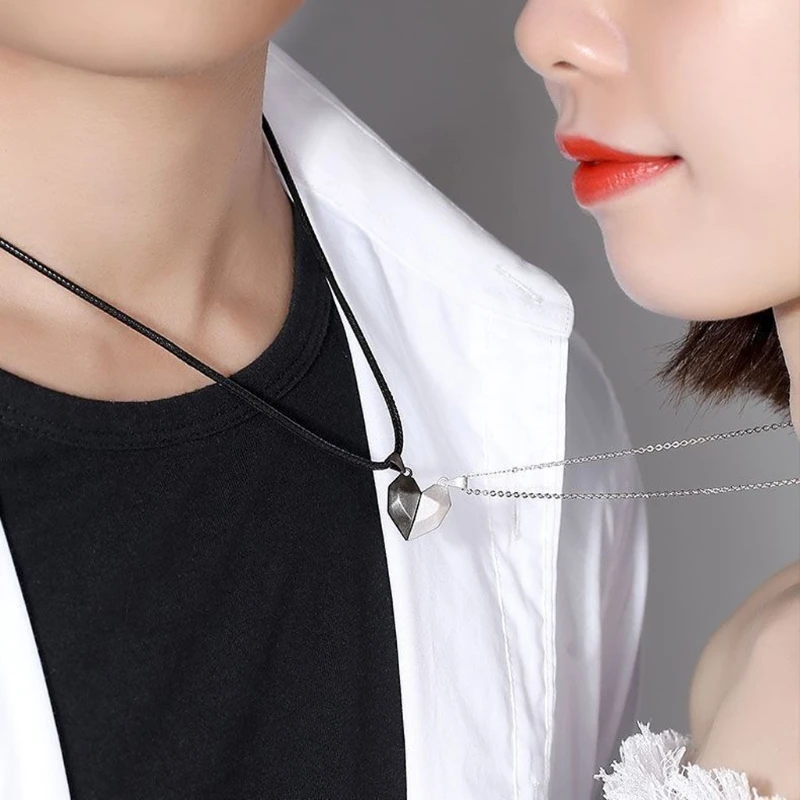 

2Pcs Minimalist Lovers Matching Friendship Heart Pendant Couple Magnetic Distance Faceted Heart Pendant Necklace Jewelry