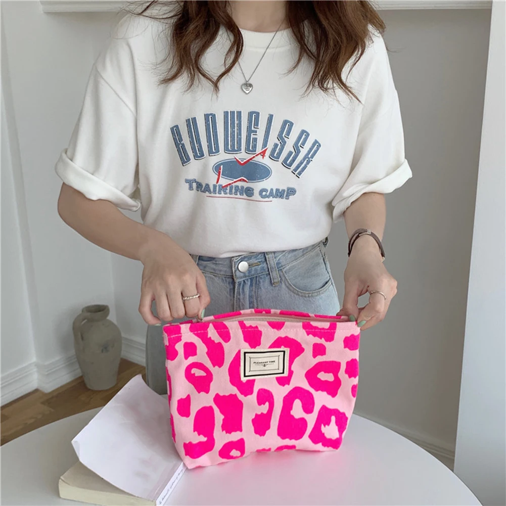 

Women's Bag Fashion Design ​Cosmetics Bags Women Leopard Pattern Printing Casual Ladies Small Canvas clutches Handbags Pouch