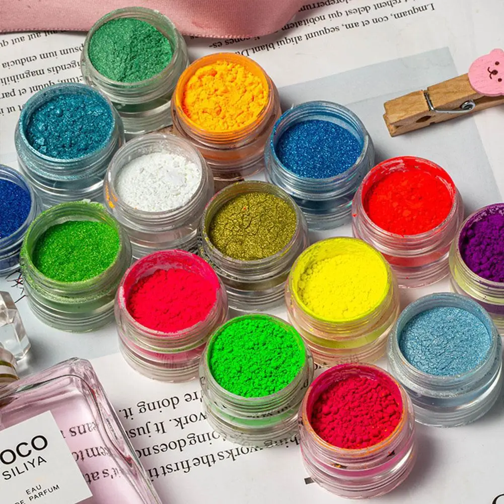 

Colorful Fluorescent Pigment Powder Nail Art Accessories DIY Nail Art Manicure Powder Wearing Nail Art Manicure Blooming Powder