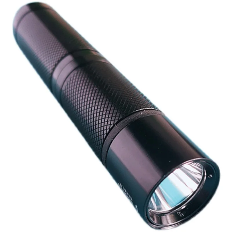 Миниатюрный взрывозащищенный фонарик JW7302 для пожарных и электроэнергетических служб: мощное освещение для маленького обслуживания и аварийной сигнализации.