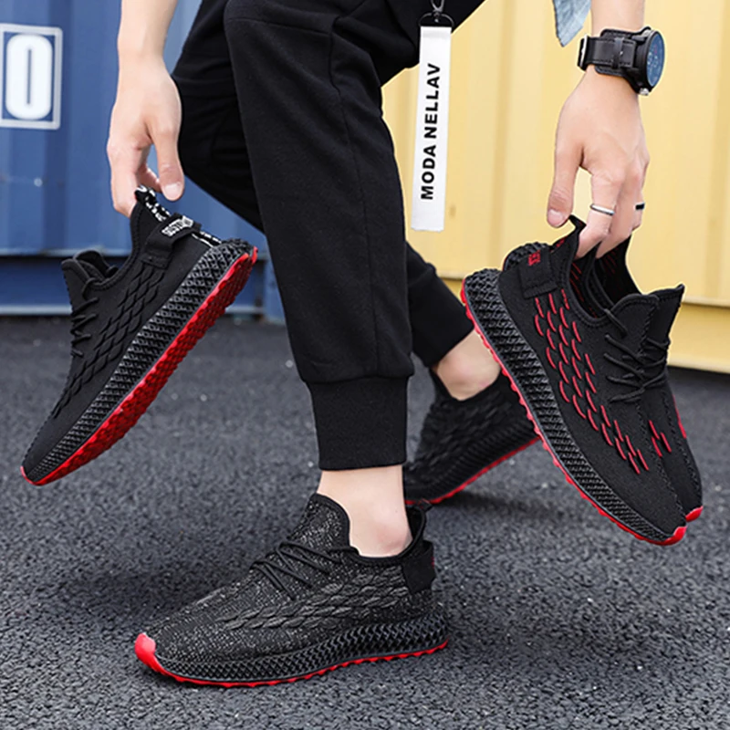 

Flying Weaving Breathable Men's Casual Shoes Four Seasons Fashion Sneakers Black Outdoor Walking Sports Running Shoes