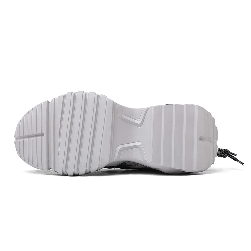 

Times New Roman 2021 Spring Fashion Breathable men Tennis Sports Shoes Street Style Height Growing adults Male casual sneakers