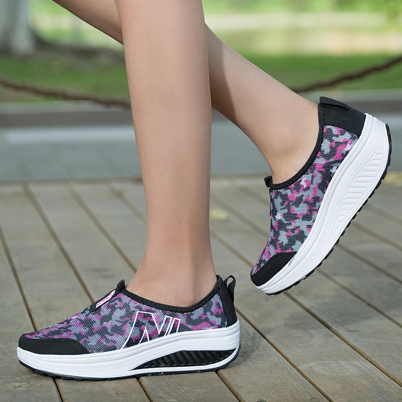 Brand Women Thick Sole Sports Shoes Toning Shoes Breathable Mesh Platform Shoes Height Increasing Fitness Shoes Wedges Sneakers