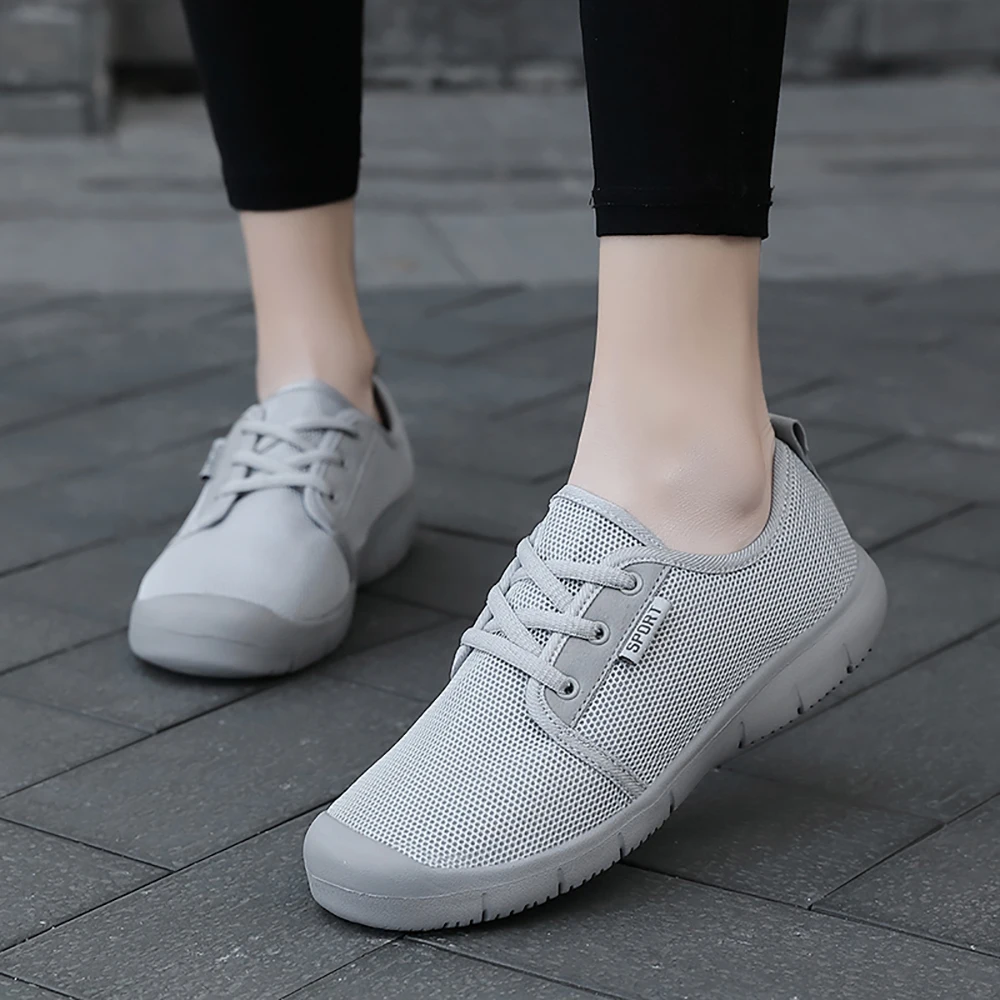 

Lace up Running Shoes Summer Mesh Breathable Casual Shoes Flat Soft Bottom Sneakers Non-slip Outdoor White Women Shoe Flats35-42