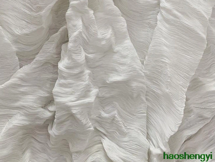 Ткань из водорослей Hengluan white мягкая прозрачная со складками за полцены | Дом и сад