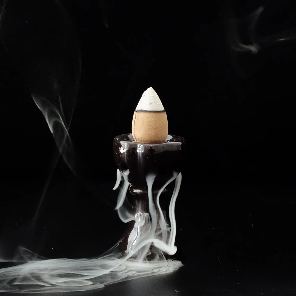 Задний поток сандалового дерева ладан водопад конусы качество аромат приятный