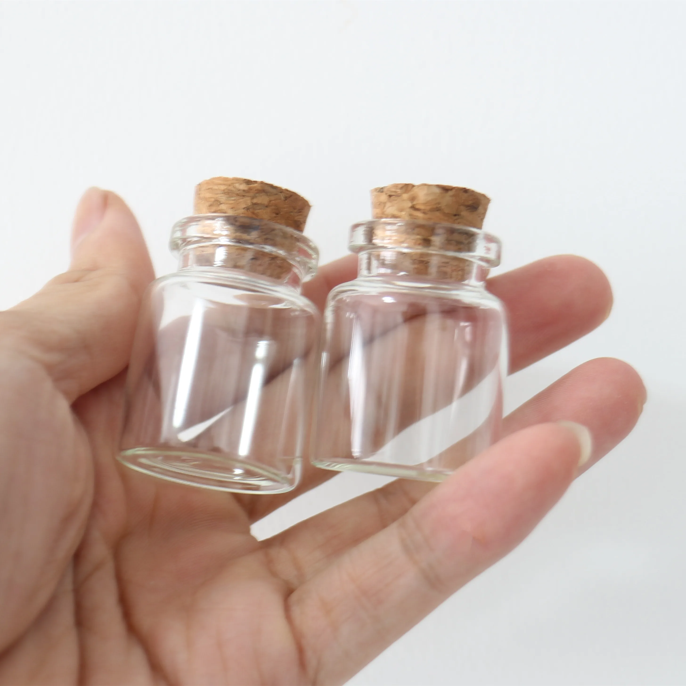 

24pcs/Lot 30*40mm 15ml Glass Bottle Stopper DIY Crafts Glass Jars Cork Transparent Empty Glass Test tube Vial Wedding Gift
