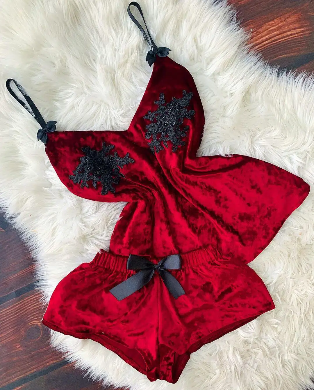 

Sexy Lingerie Women Lace Sleeveless V-neck Bow Pajamas Velvet Set Sleepwear Women's Pajama Set Babydoll Nightwear Pijama Mujer