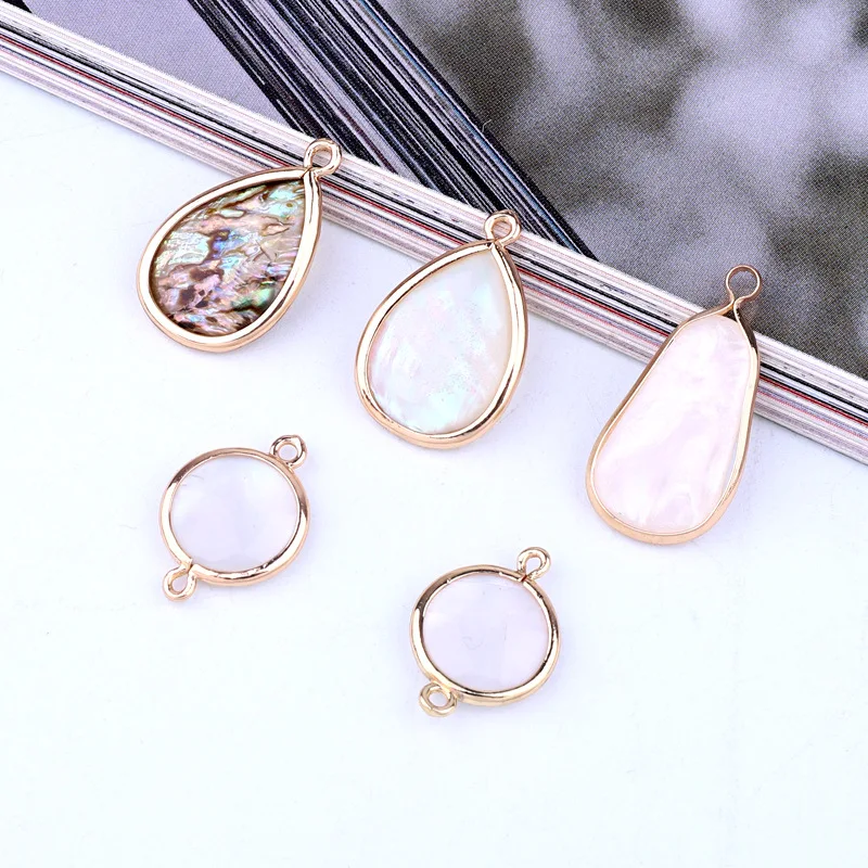 Серьги подвески из смолы в форме капли 2 шт.|Шармы| |