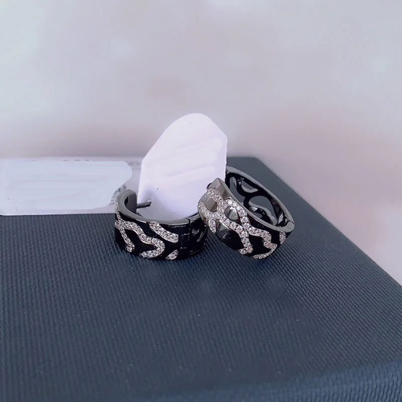

Brand 1:1Fashion Earrings Blak Grey Camouflage Hoop Earrings with High Quality Zirconia Women Luxury Brand Jewelry