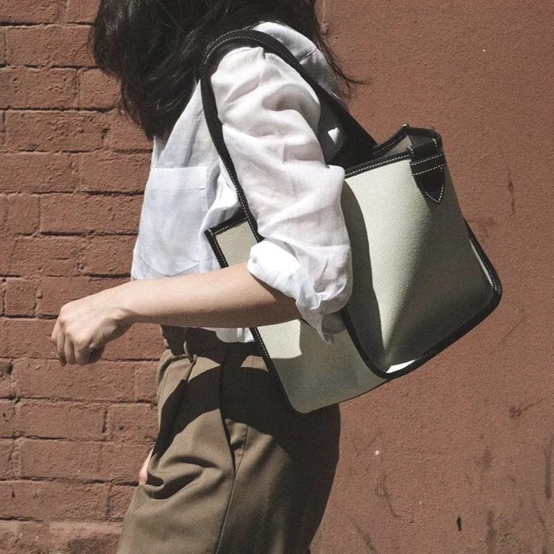 

Bag 2021 New Women's Minority Single Shoulder Bag Waterproof Canvas Square Large Capacity Tote Bag Buckets Bag Travel Handbags