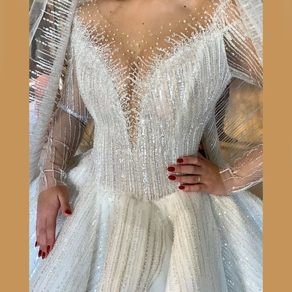 

Muslim Sweetheart Wedding Dress Ball Gown Full Sleeves Satin Beaded Sequined Floor-Length Women Dress For Islamic Bridal Gown