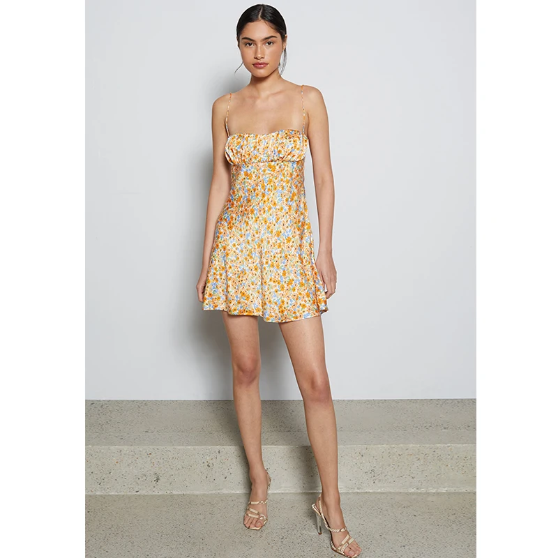 Носите его на каникулах так красиво что вы не можете остановить его! Шелковое