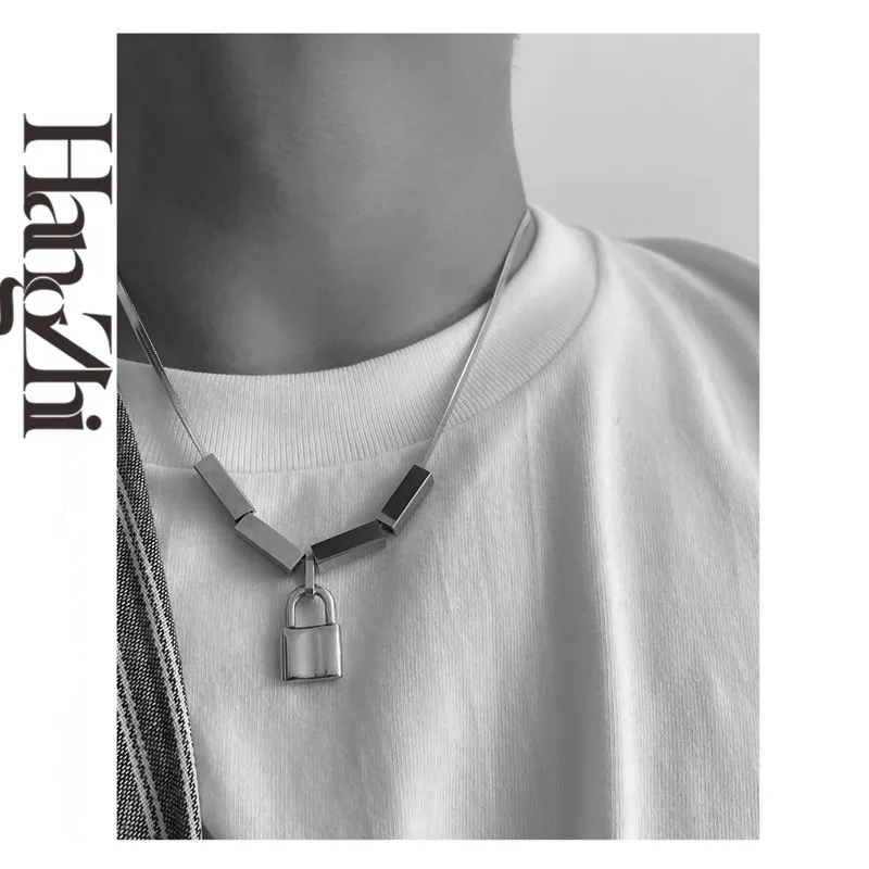 

Hip-hop Personality Geometric Wild Heavy Neutral Head Pendant Necklace Men Women Couples fashion Party Clavicle Chain Gift 2021