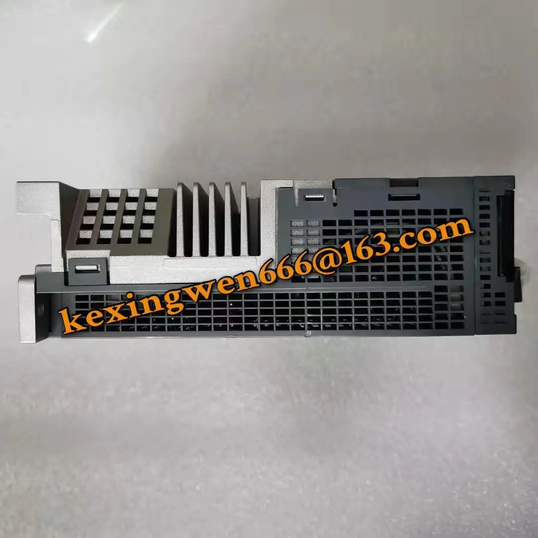 

Servo motor MR-J4-100B