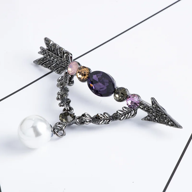 Винтажные стразы брошь с кисточкой Pins жемчужный значок для воротника корсажный