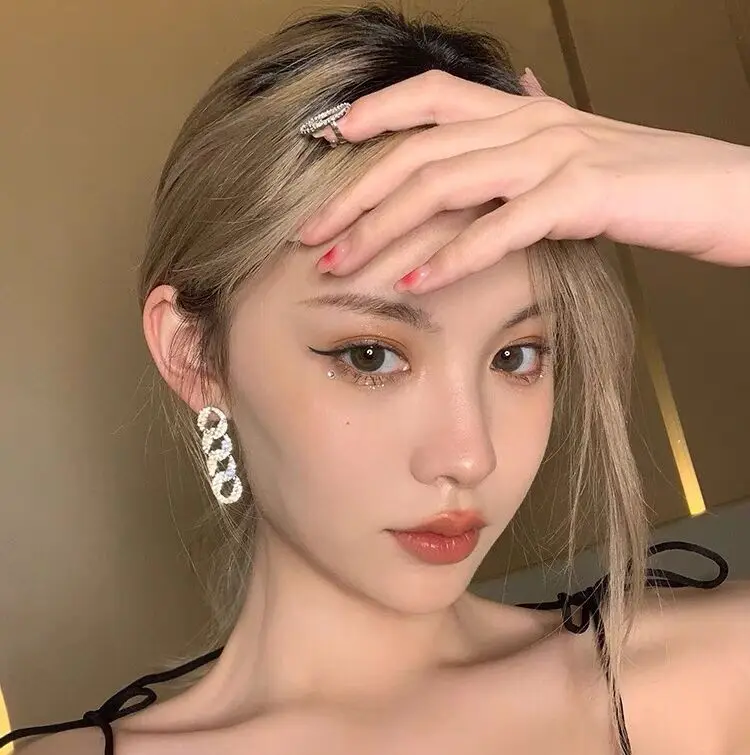 

12 шт./лот S925 Серебряные иглы длинные темпераментные мигание алмаз личность цепь простые серьги для женщин ювелирные изделия